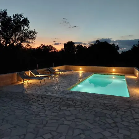 Trullo Terra Di Alix Hébergement de vacances Ostuni